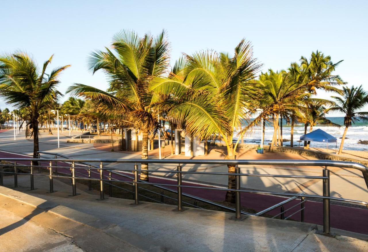 Farol de Itapuã Praia Hotel Salvador Bagian luar foto